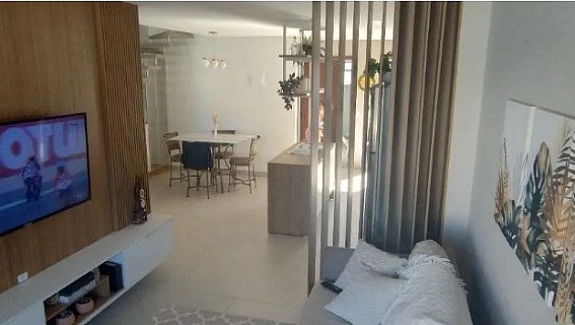 Casa - Venda no bairro Ingleses do Rio Vermelho - Casa